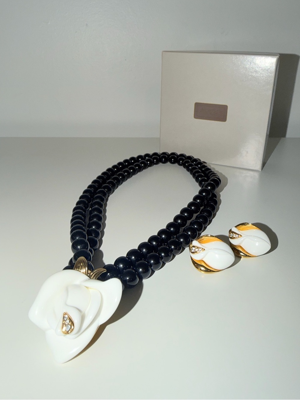 Vtg Signed KJL For Avon Necklace & Pierced Earring Set